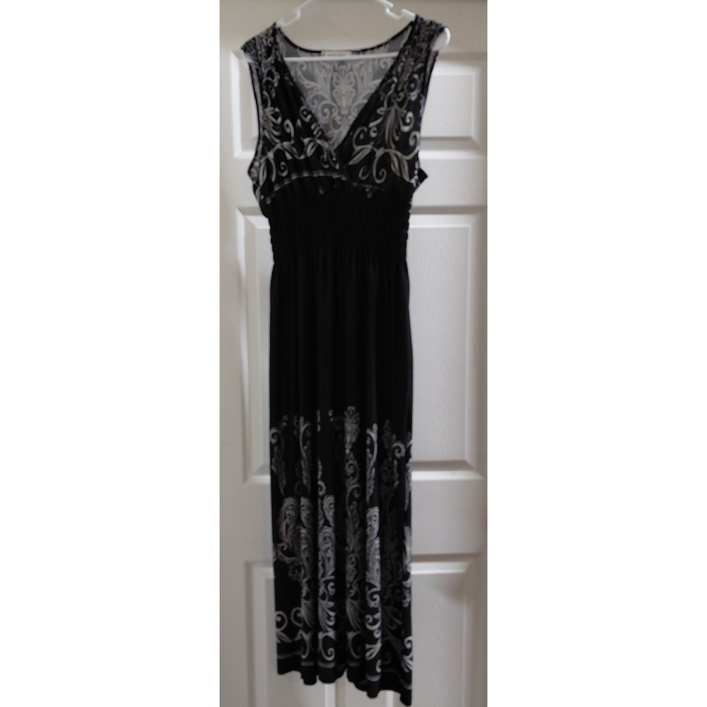 Jon & Anna XL Black White Paisley Maxi Dress Sleeveless Smocked Waist